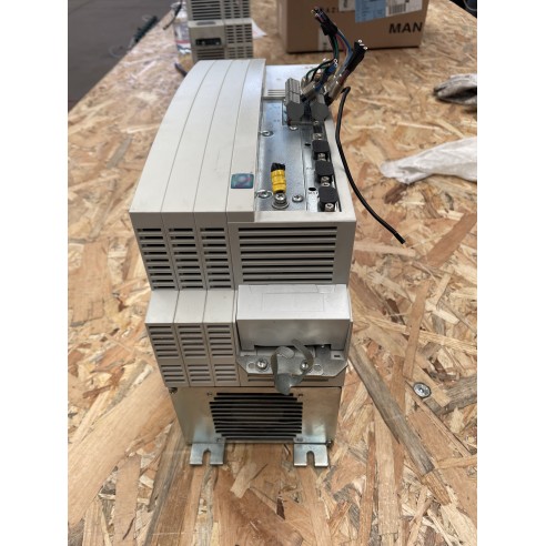 Inverter LENZE EVS9325-ES/IN 12A OUT 13A